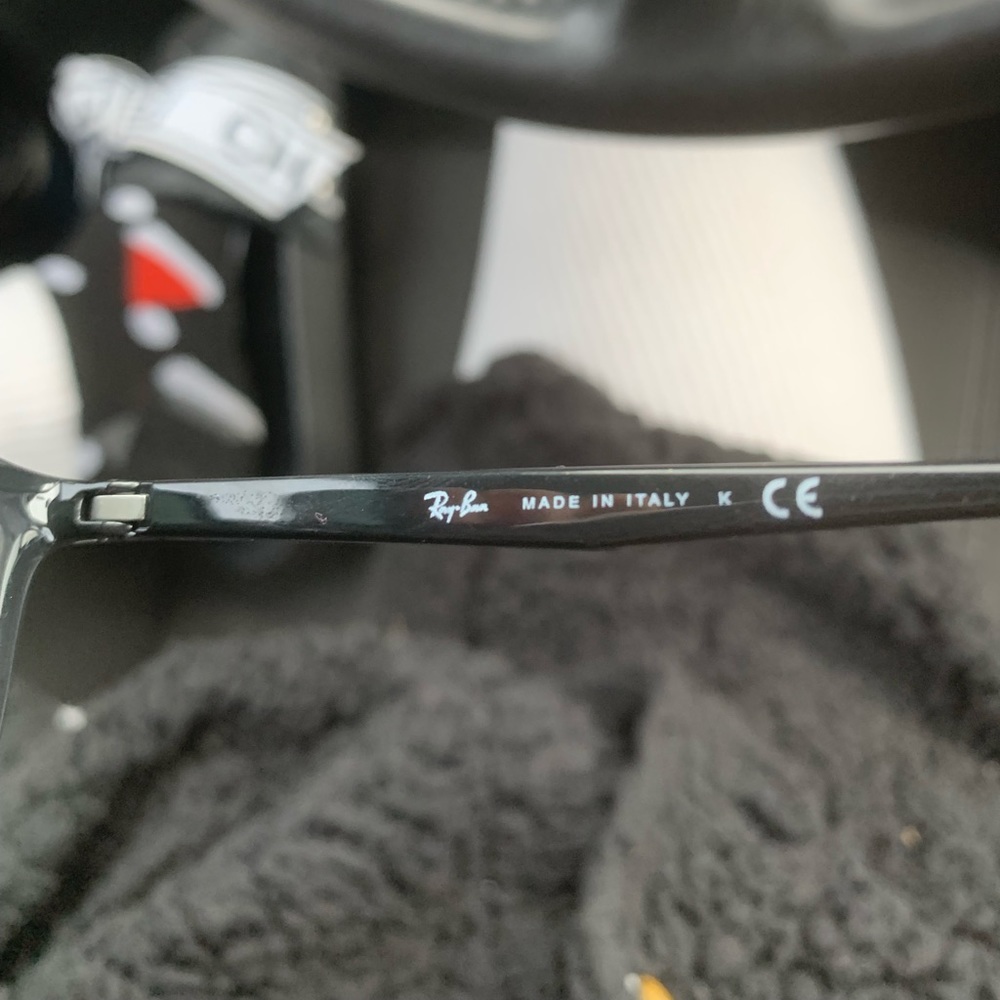 Ray bans 100% authentic not polarized but they’re just as great in my opinion!